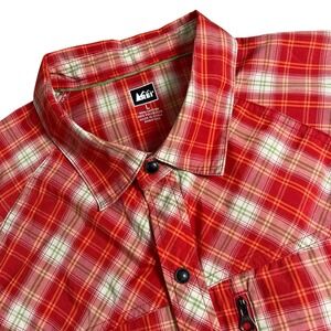 REI Mens Large Multicolor Plaid Pearl Snap‎ Short Sleeve Button Up Shirt